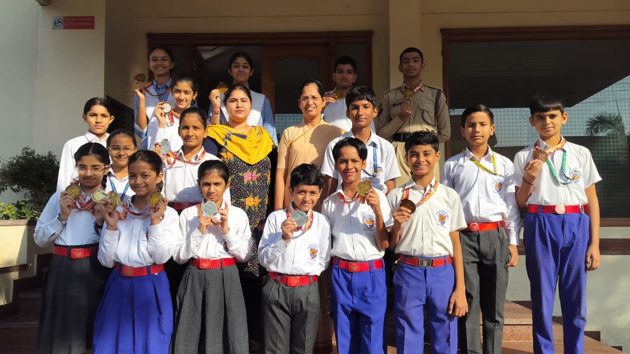 LAURELS AT 8TH KYORUGI AND 7TH POOMSAE DISTRICT TAEKWONDO CHAMPIONSHIP