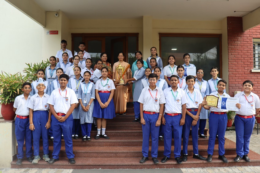 BEST SCHOOL DELEGATION AWARD