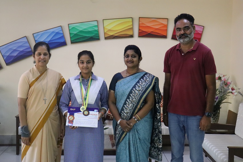 GOLD AND BRONZE MEDAL IN POWERLIFTING