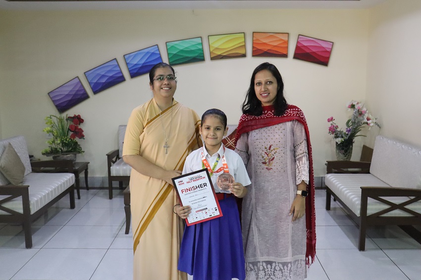 Medal and a participation certificate at The Great Bathinda Half Marathon