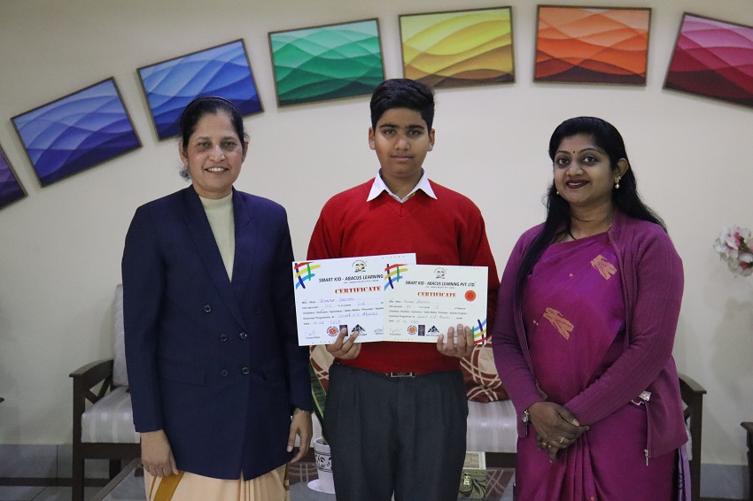 100% IN ABACUS(RUNNERS)